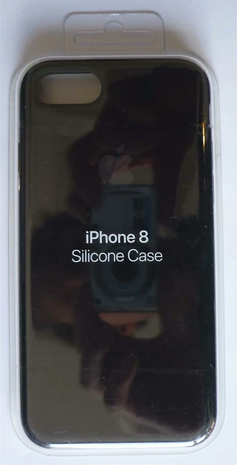 Genuine Apple iPhone 7, 8 & SE (2nd / 2020 & 3rd Gen 2022) Silicone Case - Black - Image 2 of 4