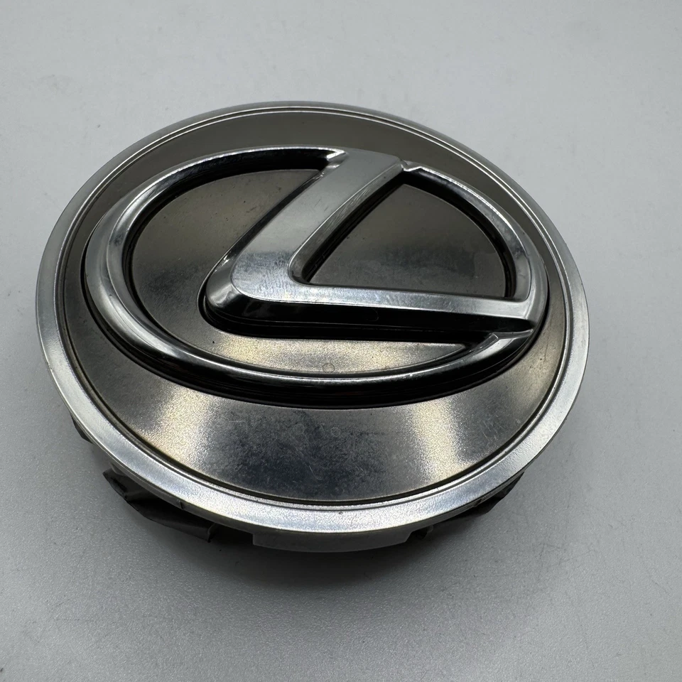 13-20 Lexus ES350 IS300 IS350 RX350 RX450H RC350 RC300 NX300 OEM Center Hub Cap  Foto 3 de 4