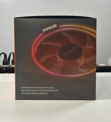 AMD Ryzen 7 2700X Processeur (Fréquence de base : 3.7GHz, 8 cœurs, Socket AM4) YD270XBGAFBOX