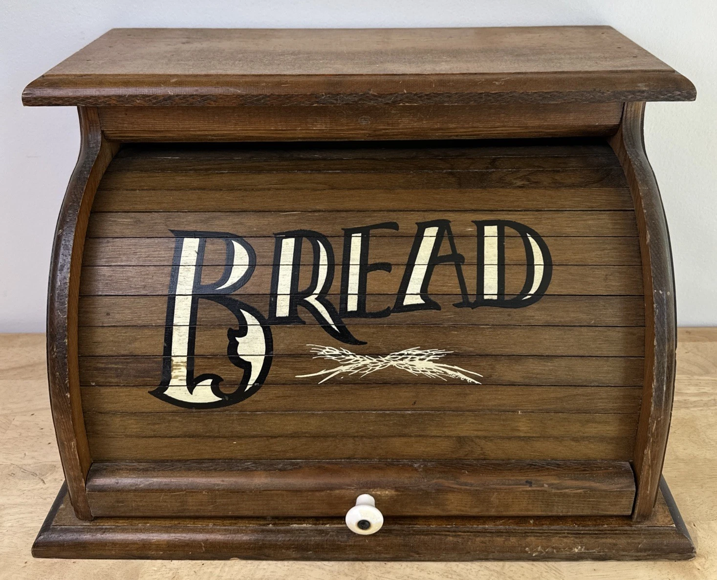 Knock On Wood Corp Vintage Wooden Rolling Bread Box
Opens in a new window or tab