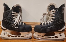 BAUER FLEXLITE 3.0 Ice Hockey Skates - Kids US Sz 2 1D Width