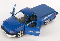 Blitz Versand Ford F-150 Regular Cab Flareside 1998 Welly Modell Auto 1:24 Neu