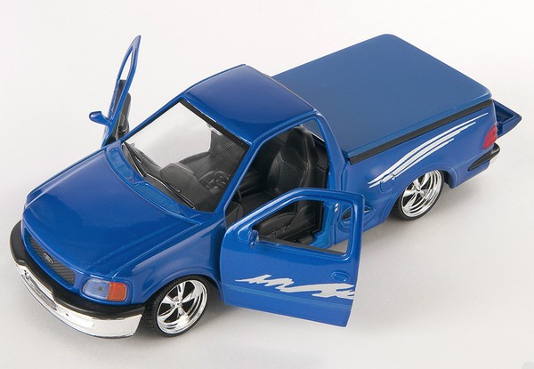 Blitz Versand Ford F-150 Regular Cab Flareside 1998 Welly Modell Auto 1:24 Neu-image