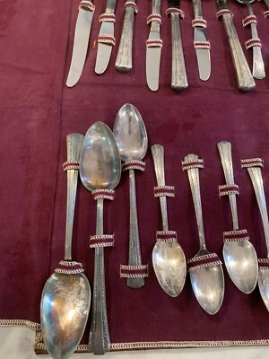 Antique 26 Piece WM A Rogers Silverplate Silverware Set in