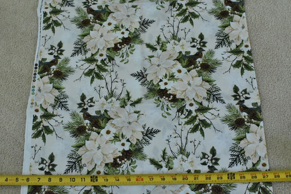 31" Long, White Poinsettias on Cream Quilt Cotton, In The Beginning/Yenter,P4979 - Image 3 of 4