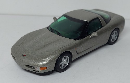 Chevrolet Corvette, 1997, Vitesse (1/43), with Case & Stand. - Picture 2 of 11