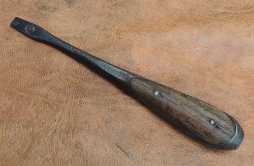 Vintage Perfect Pattern Screwdriver No 6