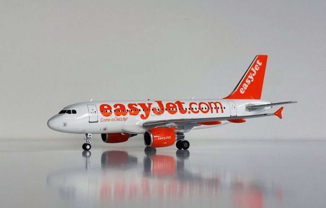 Gemini 200 EASYJET Airbus A319. Reg: G-EZAK. 