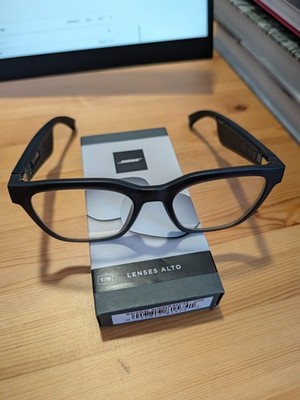 Bose Frames Alto S/M Audio-Sonnenbrille, 3 Glaspaare, 3 Original-Ladekabel, Case