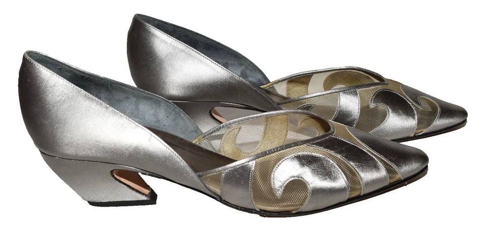 Paloma Silver Swirled Leather with Mesh Kitten Heel Pumps Size 8.5AA - Image 2 of 4