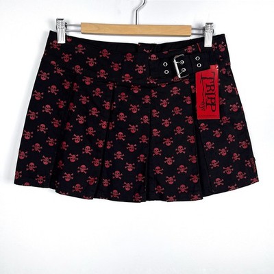 NWT Vintage Y2K Tripp NYC Red Skull Belted Black Mini Skirt Medium Deadstock