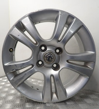 VAUXHALL CORSA D 15" SILVER ALLOY WHEEL (S -562)