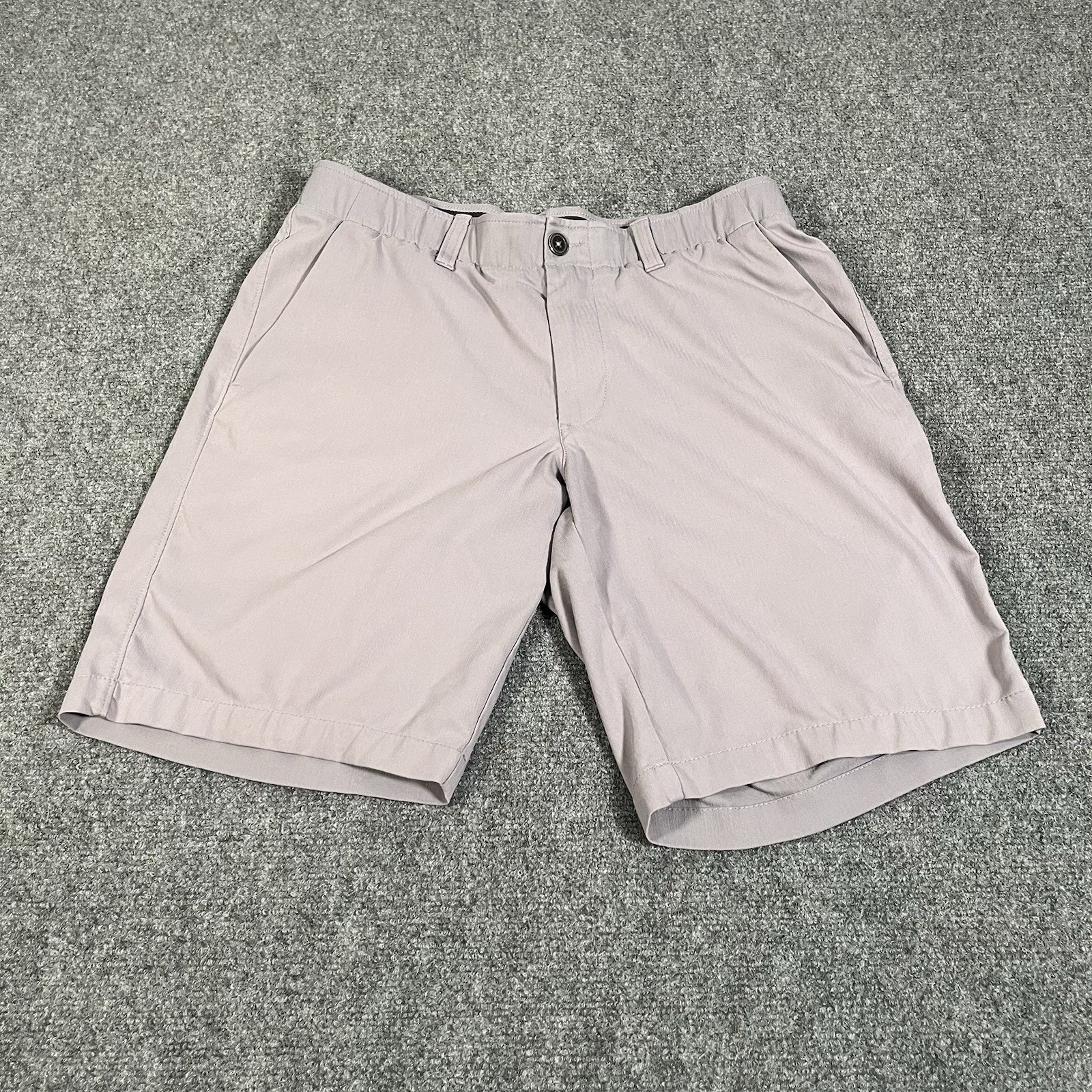 Under Armour Heatgear Shorts Mens Size 34 Gray Golf Athletic Performance Preppy