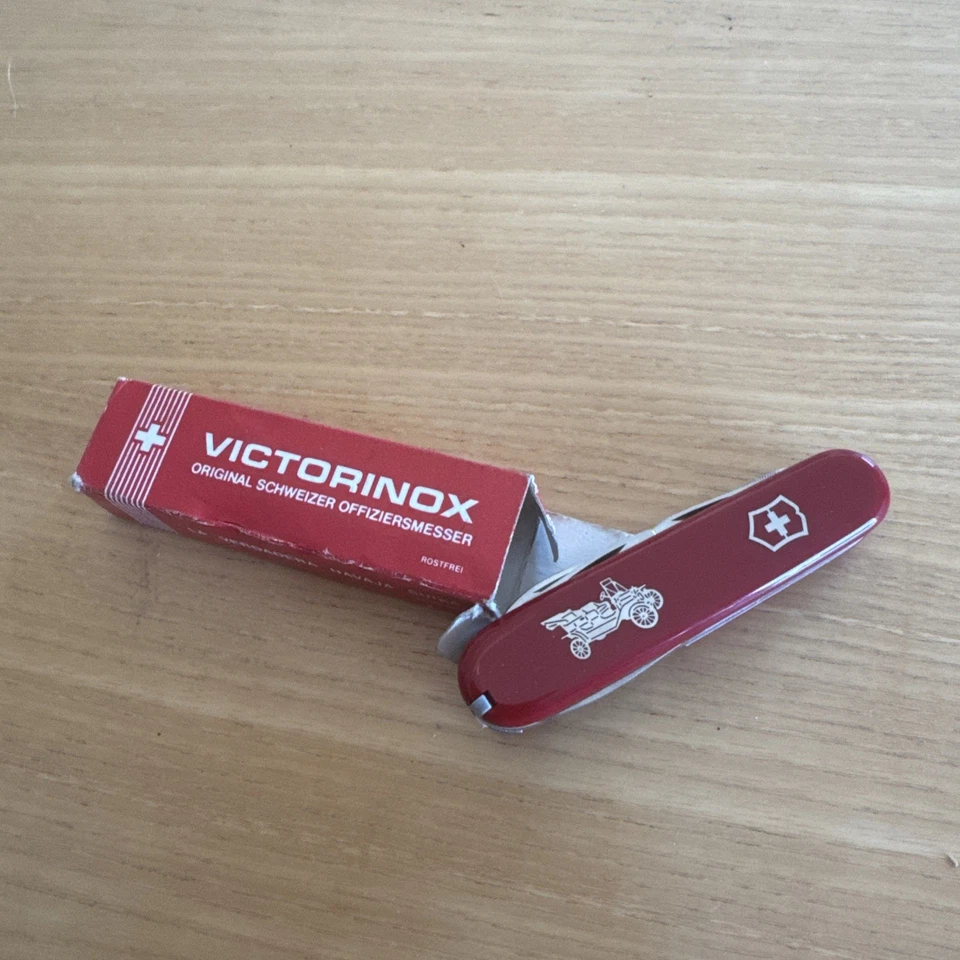 Couteau victorinox automobile spécial de Collection  - Photo 4/4
