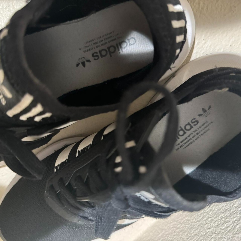 Adidas Shoes Swift Run X Women’s Size 6.5 Black and White Running