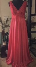 Vintage Red Shadowline  Olga Esque  Full Sweep Lace Long Nightgown Women  s Large