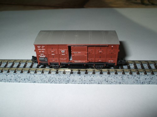 Fleischmann N, 8841 Viehverschlagwagen o. Brhs der K.P.E.V., 2achs. in OVP, | Zustand: Gebraucht