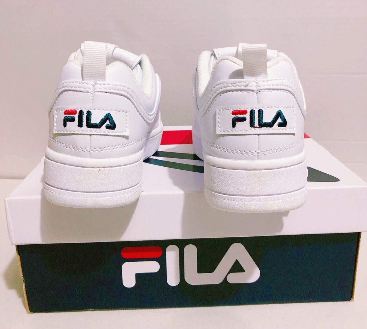 Fila Disruptor II White Leather Sneakers GUC Girls Shoes Sz