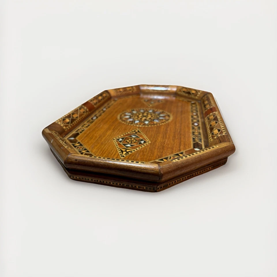 Handmade Moroccan wooden Serving Tray inlaid Mother of Pearl  And walnut 10”x15” - Image 4 of 4