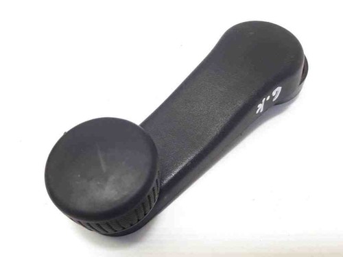 VW GOLF II 19E, 1G1 Fensteröffnungsgriff 1H0837581 1.60 Petrol 53kw 31366650