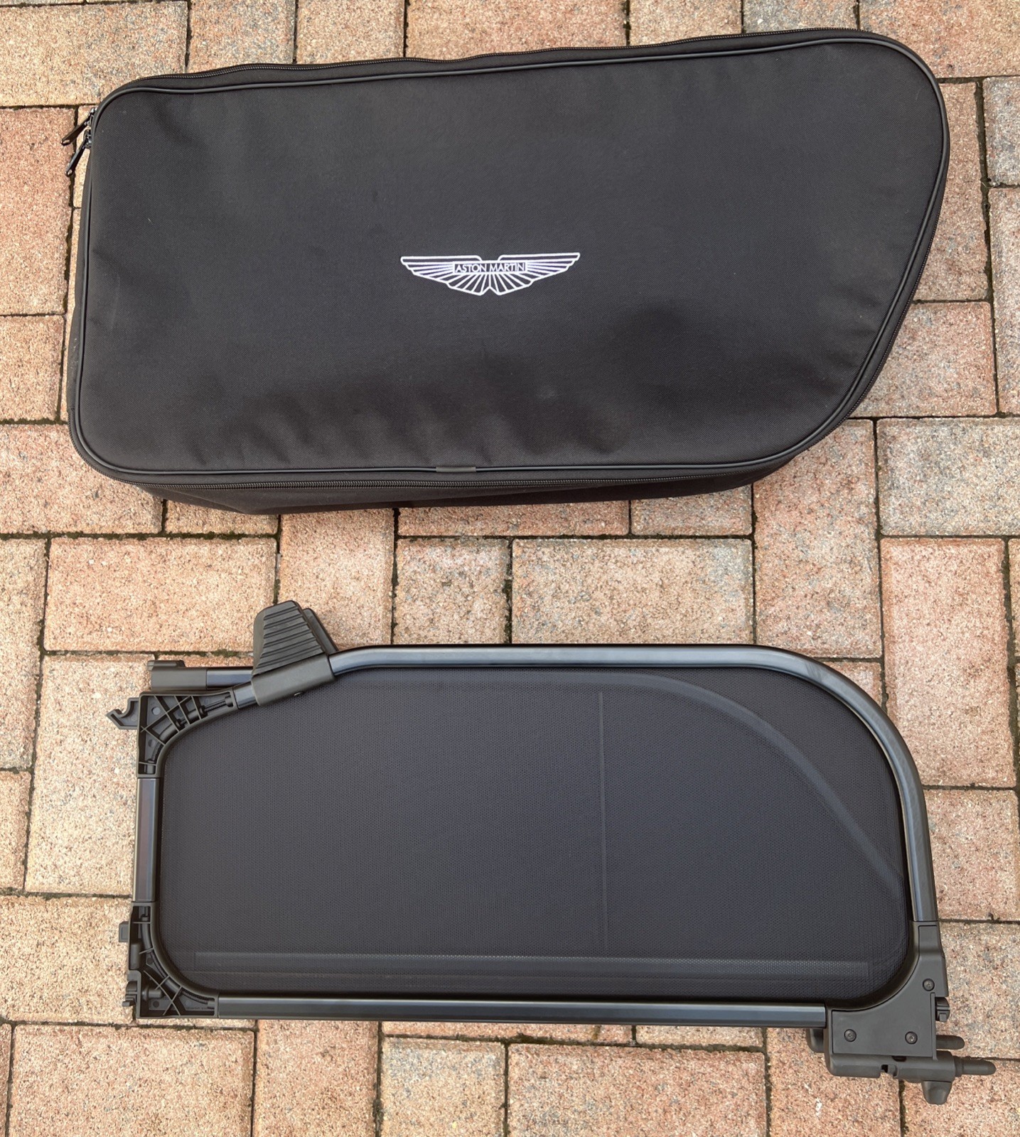 Aston Martin DB11 Rear Wind deflector