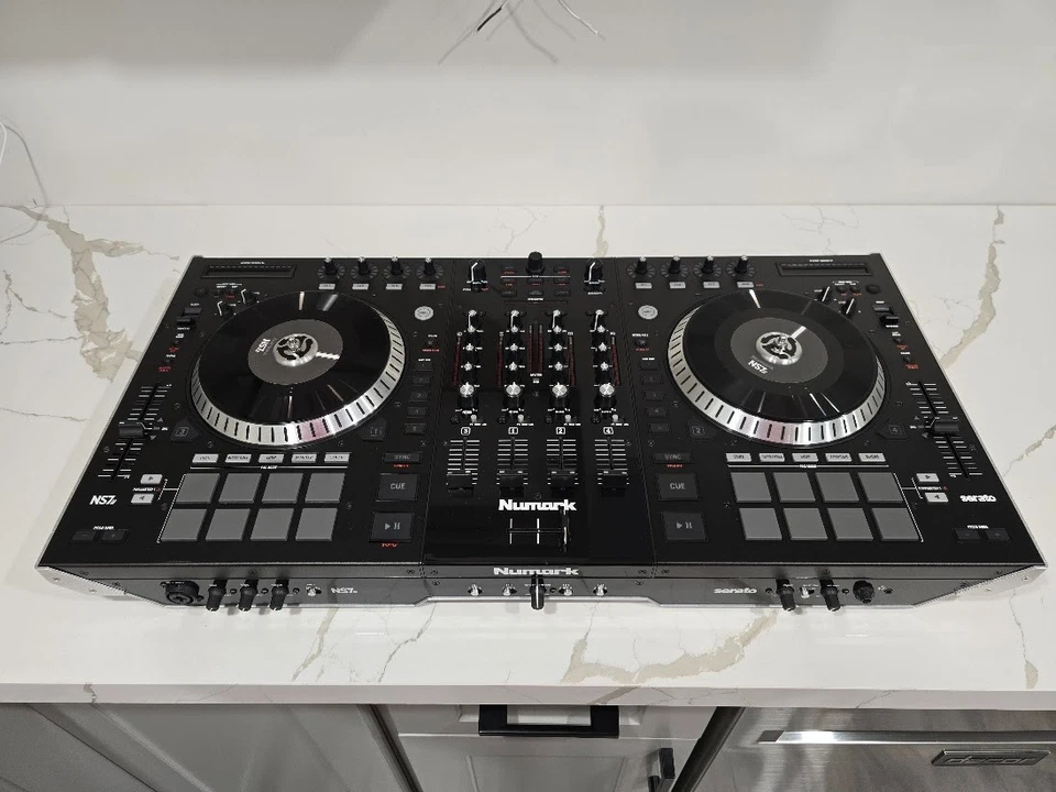 Numark NS7II 4 Channel Motorized Digital DJ Controller & Mixer - Image 2 of 4