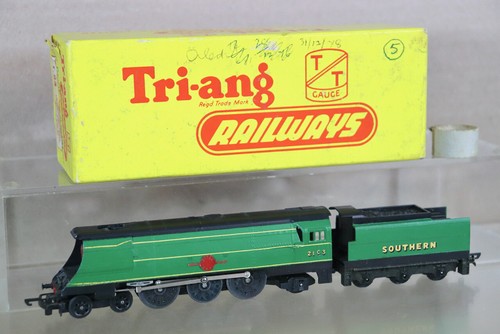 TRIANG T93 TT GAUGE SOUTHERN 4-6-2 