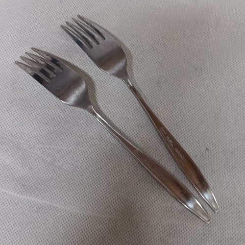 Ekco Balboa Dinner Forks 2 Stainless Steel 7.25" Geometric - Picture 4 of 6