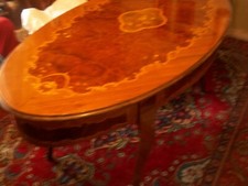 Sala da pranzo vintage intarsiata