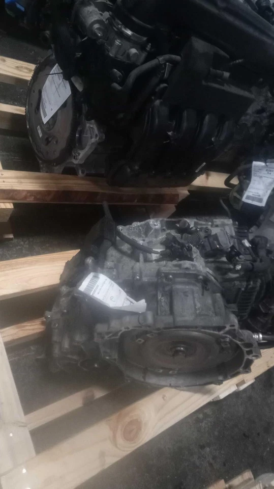 2015 Jeep Cherokee Automatic Transmission Assembly 122K Miles OEM Tan 4WD - Image 2 of 4