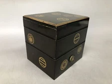 Y8484 BOX Makie small two-tiered incense case container Japan antique storage