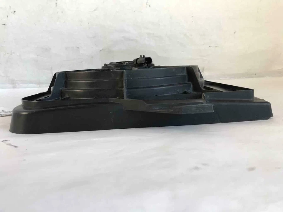 2005 DODGE GRAND CARAVAN Engine Motor Radiator Cooling Fan 3.3L 2326503803 - Image 3 of 4