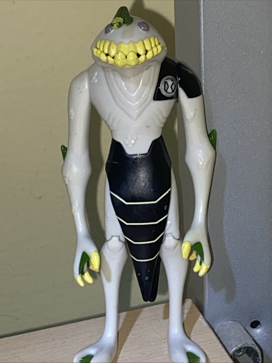Bandai Ben 10 Original series 2006 RipJaws action figure used | eBay