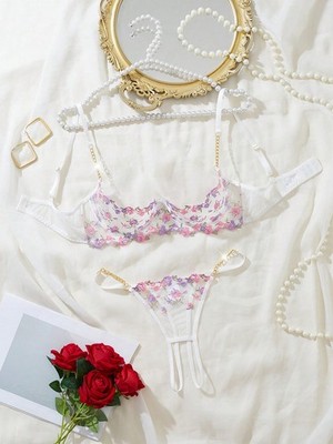 Ladies sexy lingerie set with floral mesh embroidery and lace trim cheap24