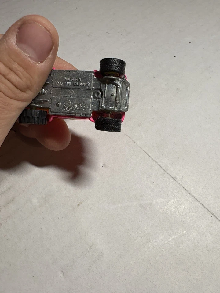 Hot Wheels 1983 Real Riders rosa intenso VW Volkswagen Baja Bug Beetle L2 Foto 2 de 4