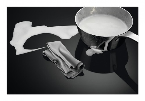 Piano Cottura 4 Fuochi Induzione 60 cm in Vetroceramica Nero TO64IM0BIB AEG - Foto 4 di 5