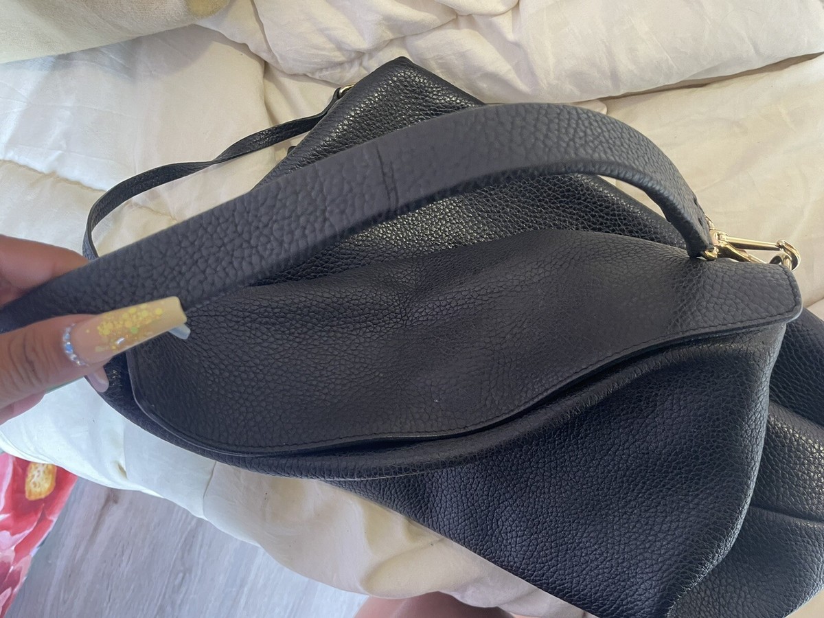 AUTHENTIC BURBERRY London Black Grainy Leather Cale Medium AUTHENTIC BURBERRY London Black Grainy Leather Cale Medium