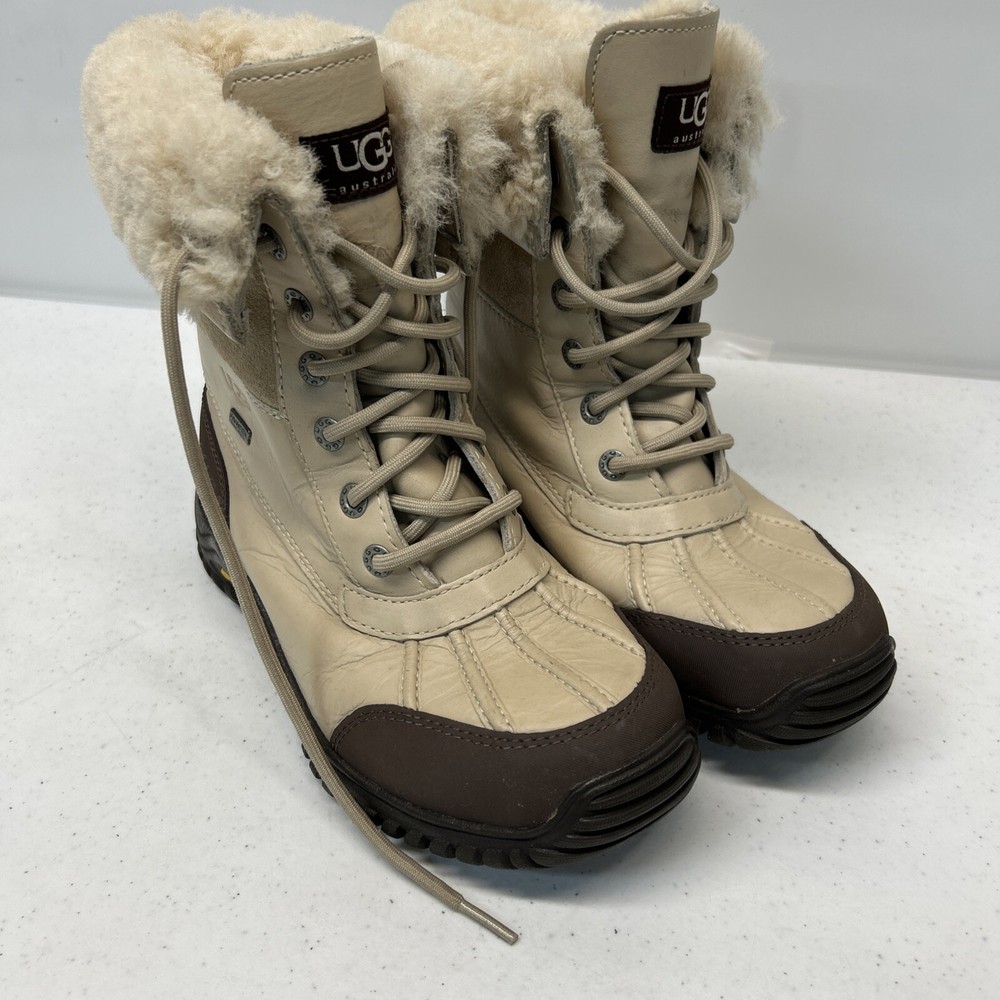 UGG Women's Adirondack II Winter Boots Size 6 Tan/Brown