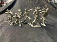 6 MARX PLASTIC 6 INCH GERMAN SOLDIERS WORLD WAR 2 1963