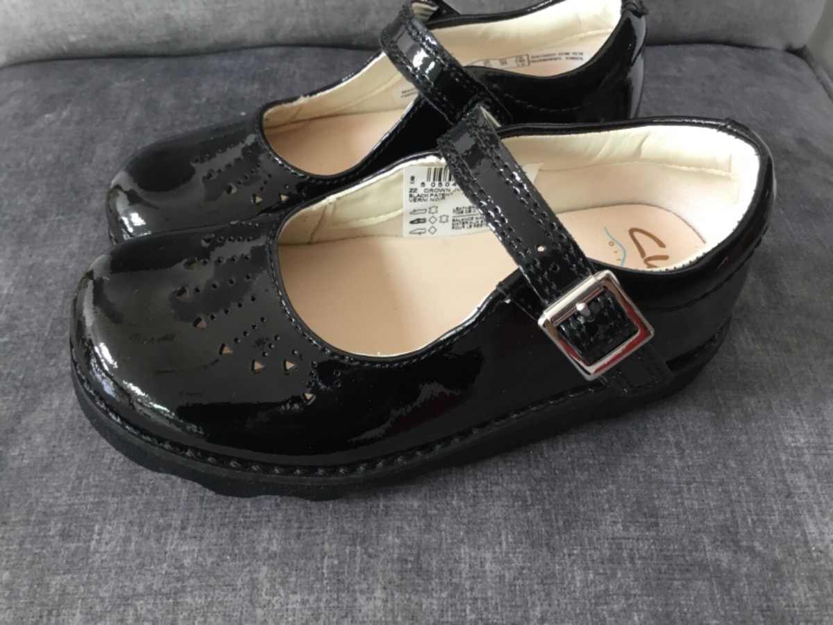 Clarks Crown Jump girls School black patent Leather Shoes UK E fitting  BNIB