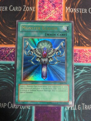 Yu-Gi-Oh! Monster Reborn LOB-118 OG Unlimited Ultra Rare Wavy MP