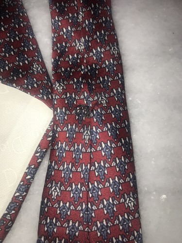 Christian Dior Cravates Men's 100% Silk Neck Tie Necktie-Red Gray Print - Picture 5 of 5