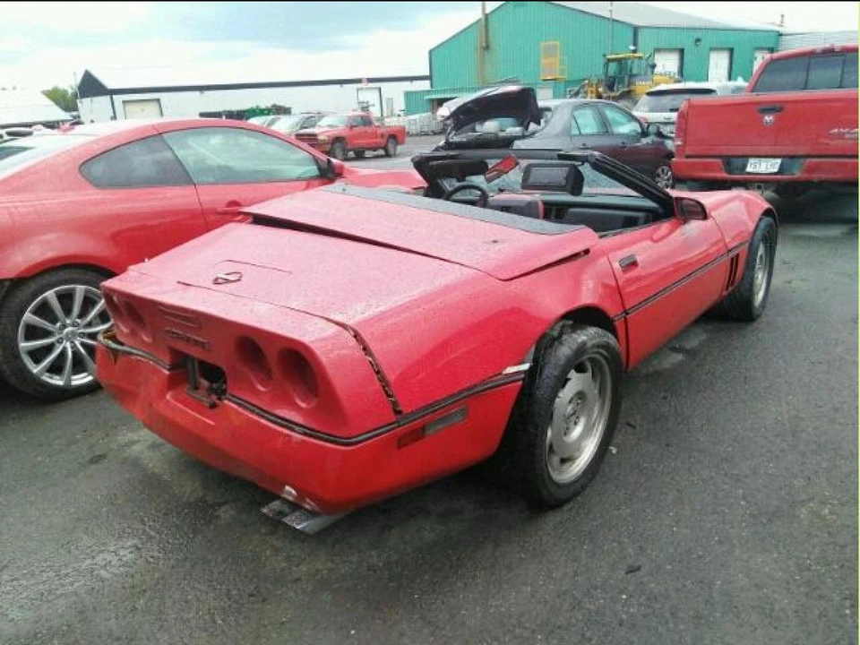 Used Front Right Lower Lower Control Arm Front fits: 1986 Chevrolet Corvette Fro - Image 3 of 4