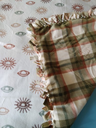 NEW Handmade Fleece Throw Tie Blanket 2 Sided 48” X 56” Ivory/Gold/grn/brn Plaid - Picture 2 of 2