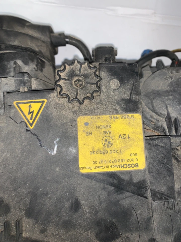 99-01 BMW Xenon Headlight Right - Image 4 of 4