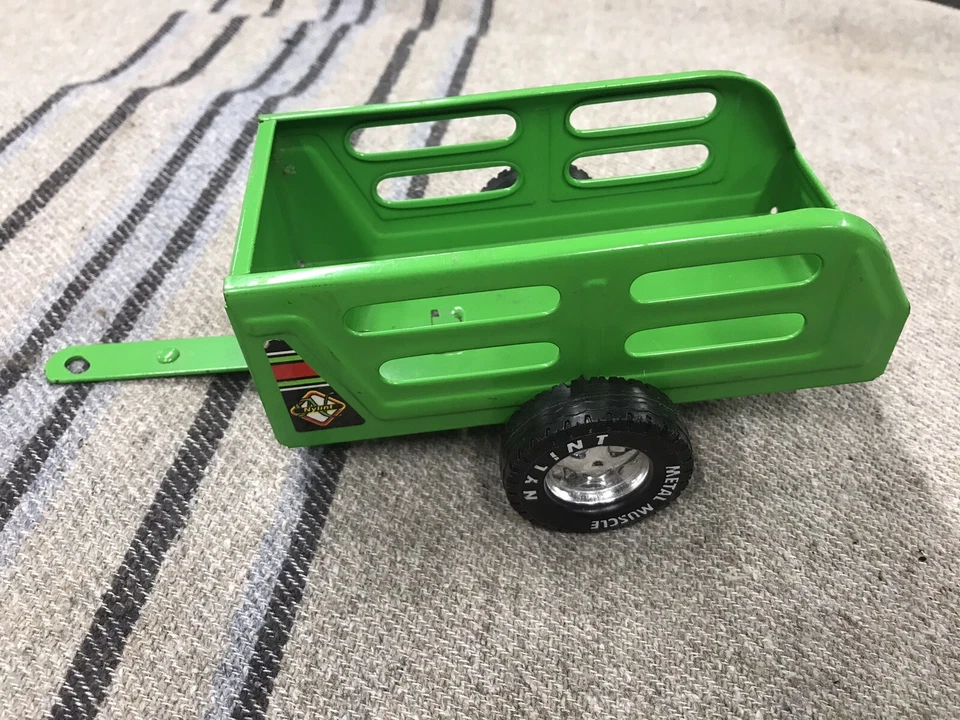 Vintage Nylint Metal Pressed Steel Utility Trailer Green Horse Wagon Toy Truck - Image 4 of 4