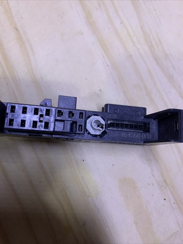 Siemens 6ES7 193-4CA40-0AA0 Simatic S7 Terminal Module 6ES7 193-4CA40-0AA0 - Picture 3 of 6