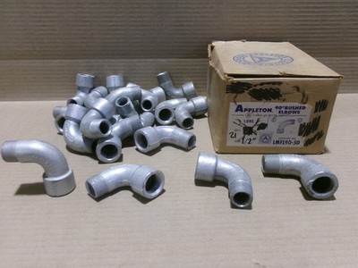 Appleton LMFL90-50 Box of 21 1/2'' 90* Bushed Elbows Long AK