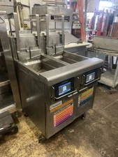FryMaster Gas fryer Auto Lift Two Bay Restaurant Equipment Filtration