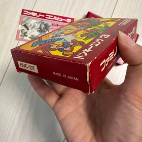 Famicom Donkey Kong 3 with Manual
